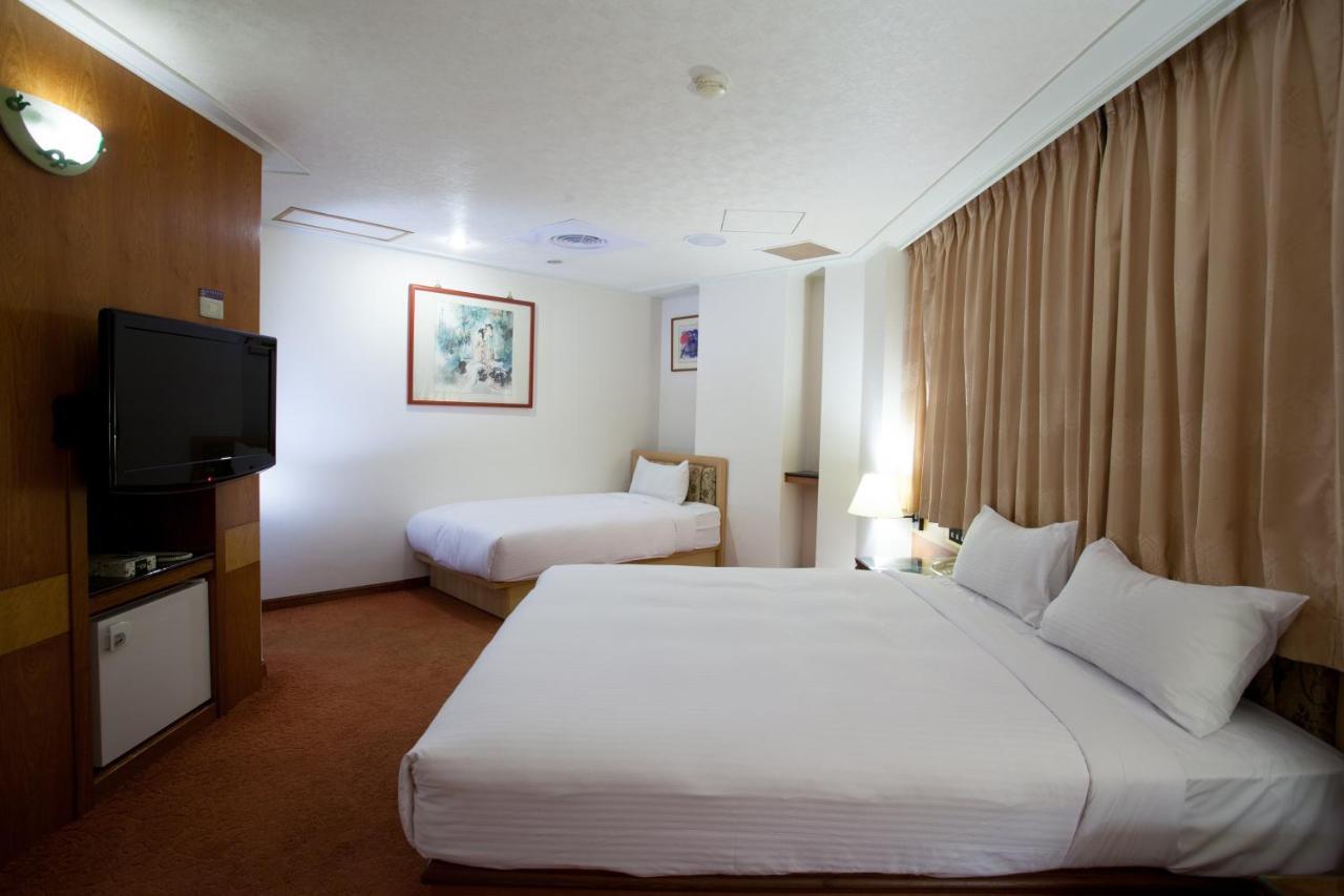Hara Zuru Hotel Taoyuan Exterior foto